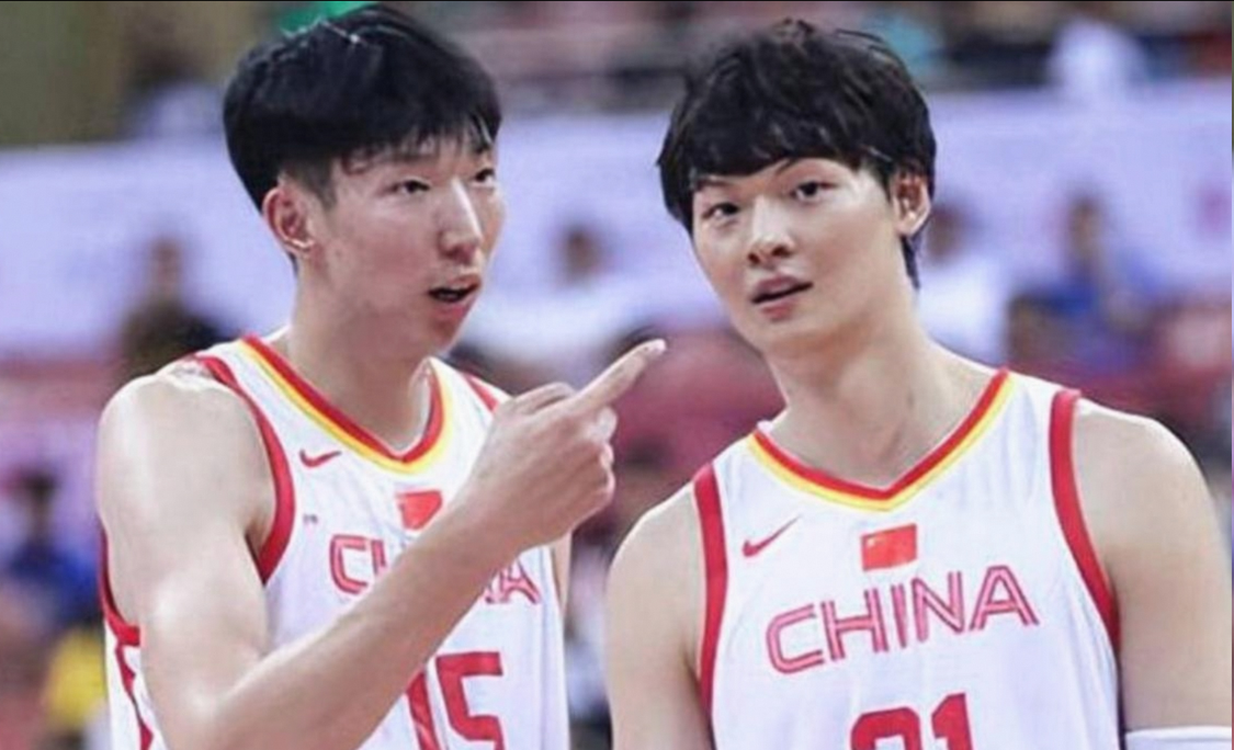 罗马诺：纽卡接近签下阿贾克斯18岁中场斯图尔，总价超2500万欧