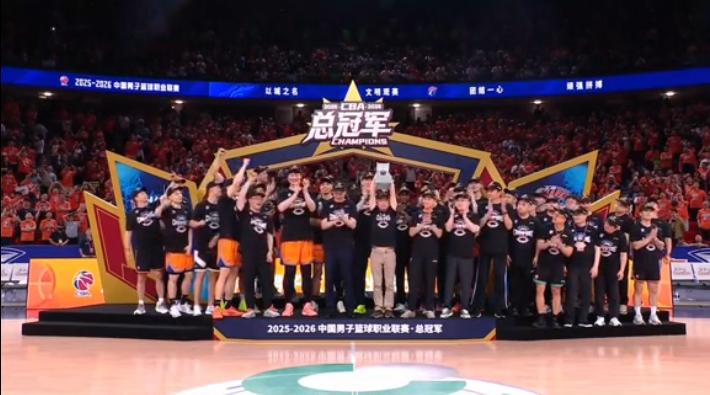 罗马诺:纽卡接近签下阿贾克斯18岁中场斯图尔,总价超2500万欧