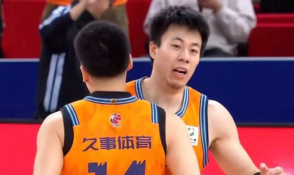 3队交易框架:字母哥去绿凯,杨瀚森换队!火箭被冷落,无缘巨星
