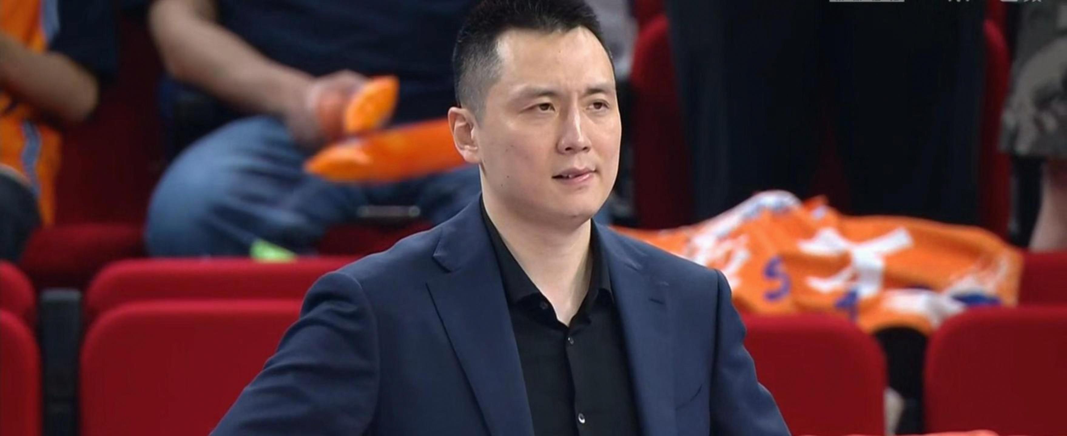 丢冠难以接受！马刺输球后主力直接离场，索汉一路狂追未如愿