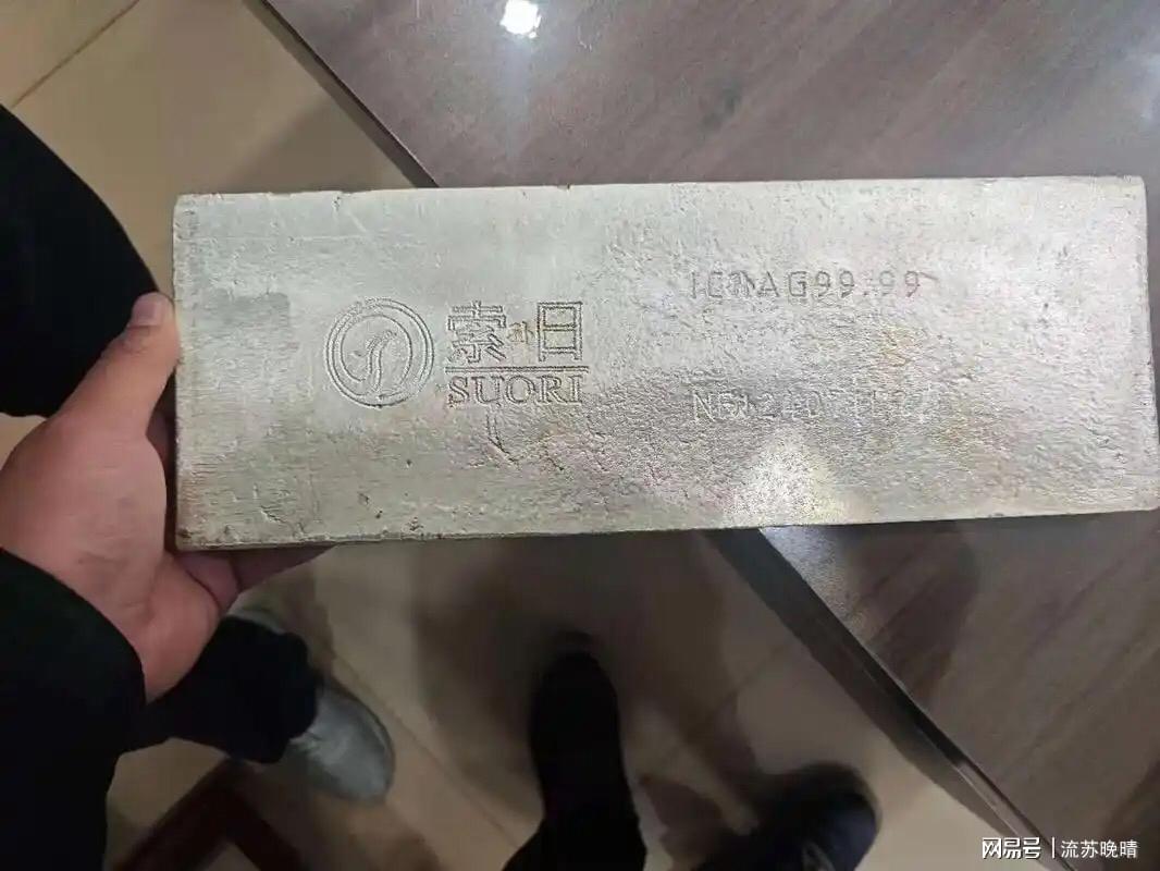 灰熊有机会在下赛季迎来蜕变,但他们首先要解决莫兰特的问题?