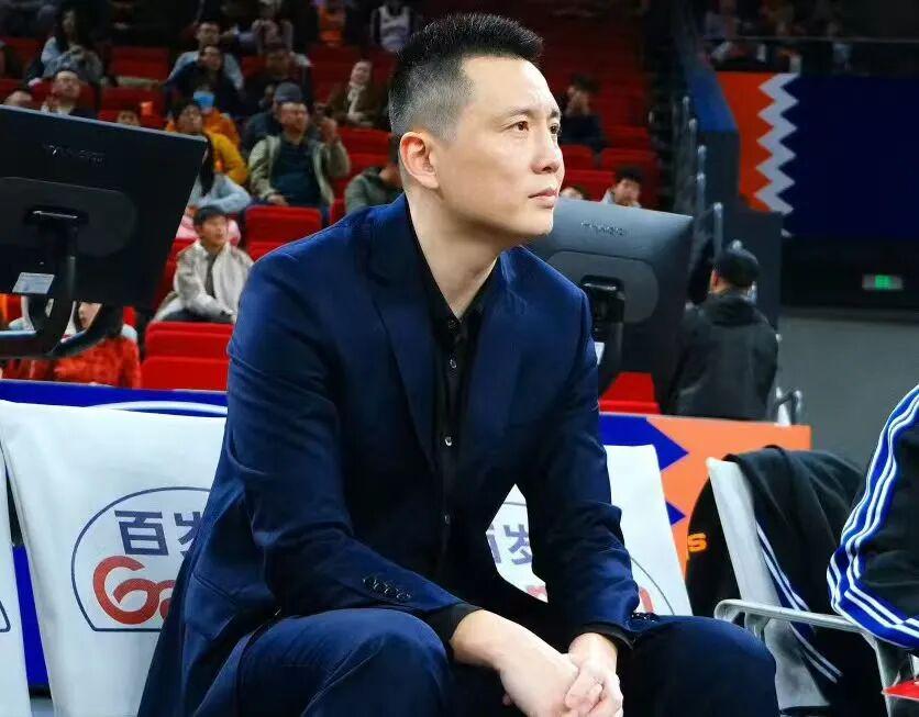 U17男篮虐委内瑞拉！张懿赵杰+2将齐爆，多人贡献，吕飞燕下替补