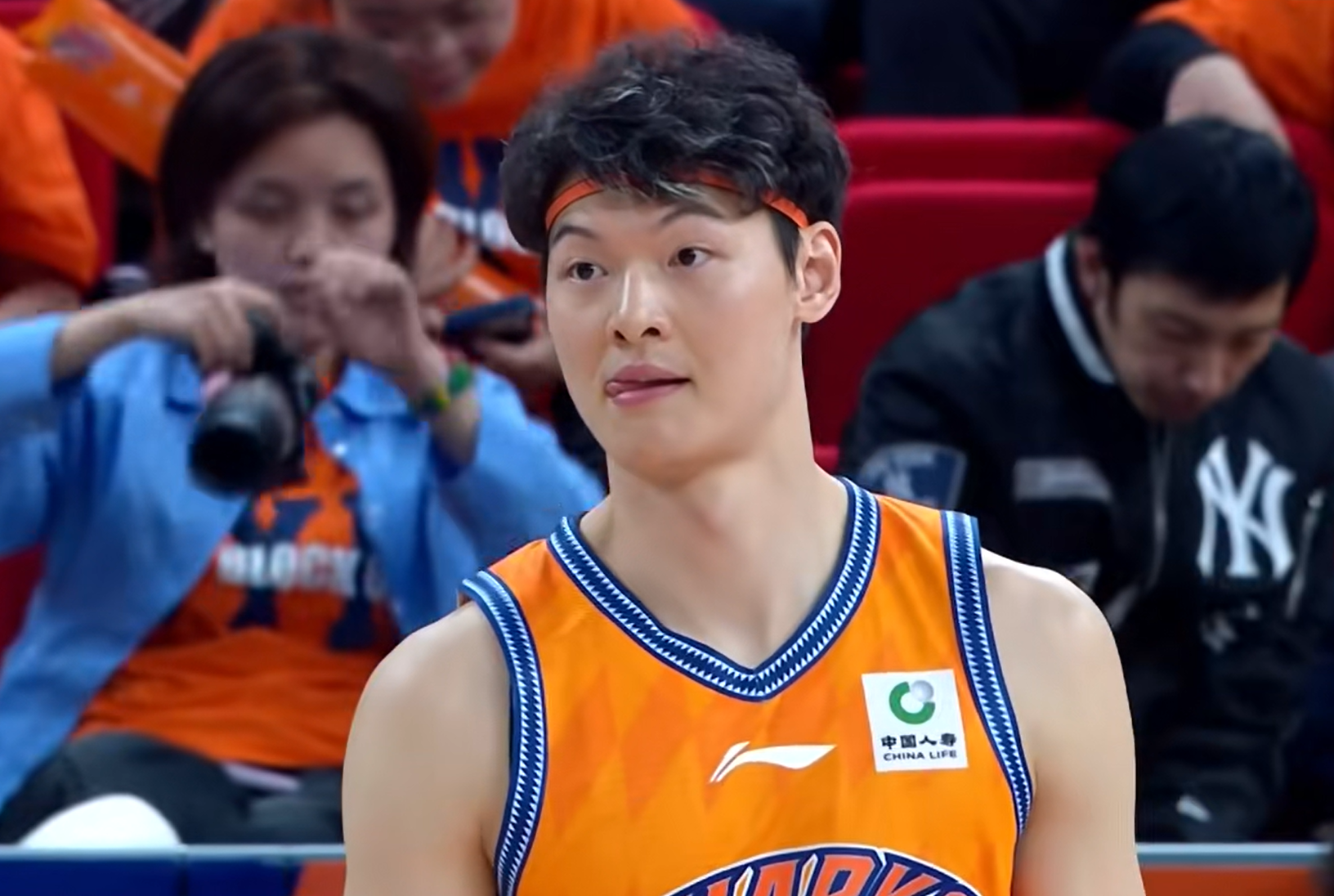 韦德亲历尼克斯29分逆转：整座纽约都在沸腾