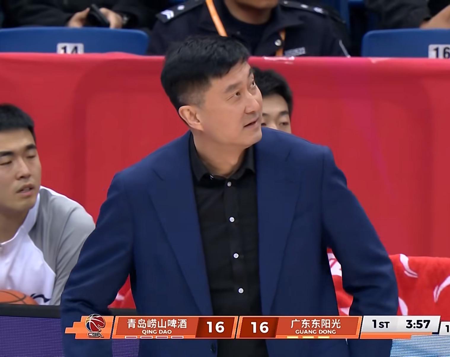 为什么十几支球队哄抢41岁的詹姆斯,湖人却不着急续约?
