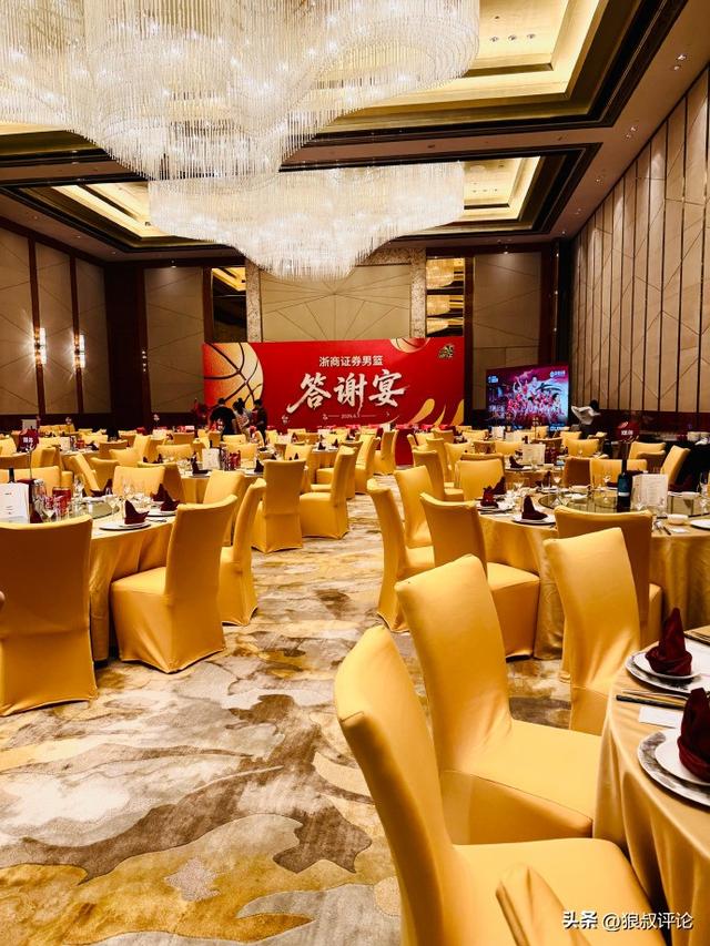 CBA 两届 MVP丁彦雨航蹭热度？FMVP创4大纪录！尴尬的是湖人超巨