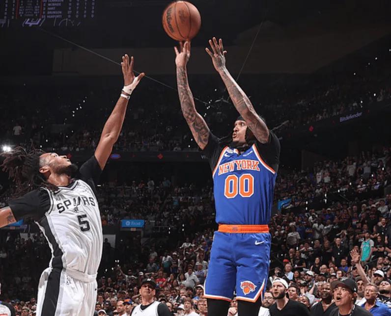 球迷吵翻！乔丹是NBA初代营销大牌，詹姆斯是迭代招牌，真相扎心