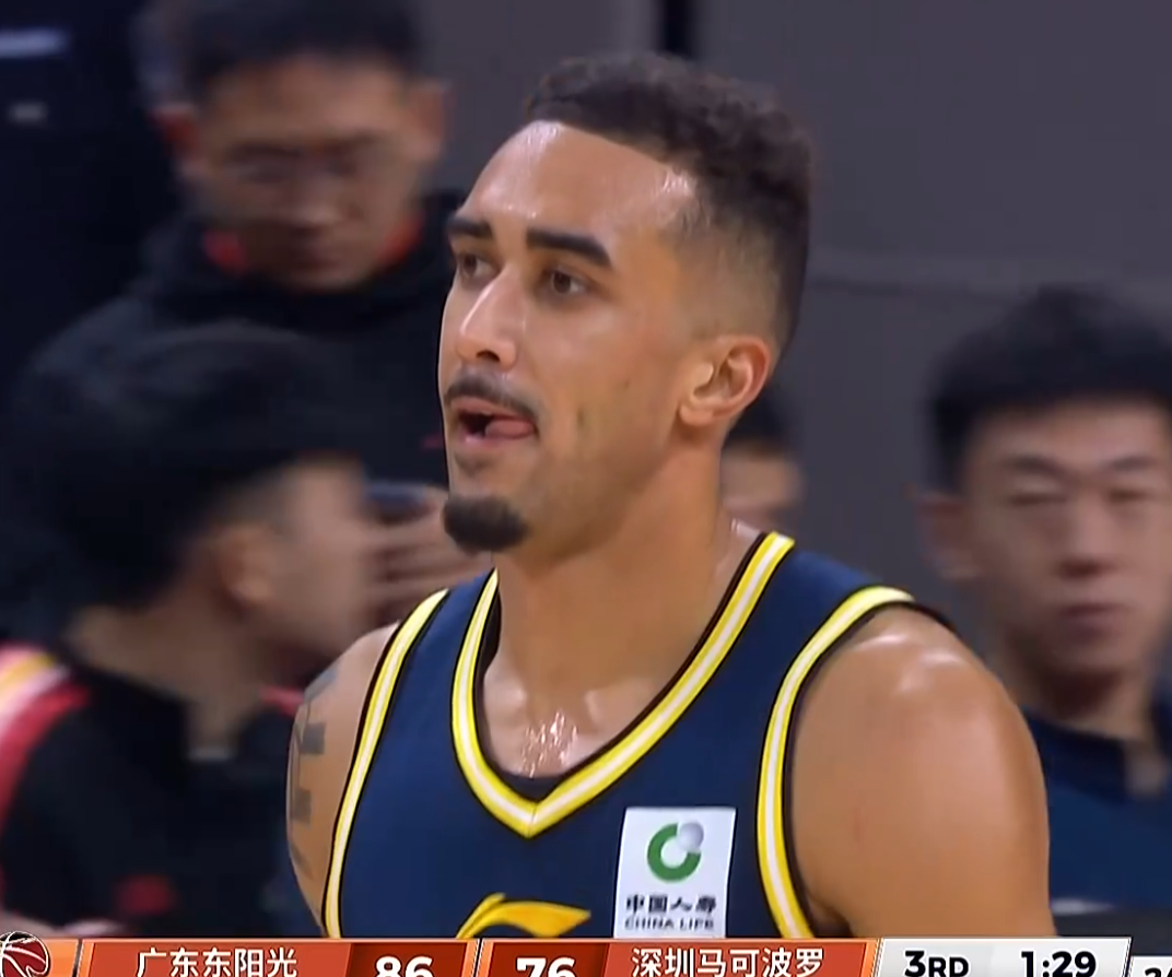 美媒:马刺有意交易杰伦·布朗
