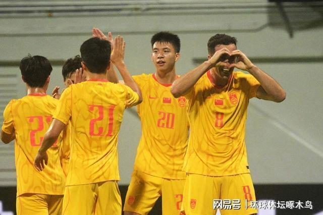 爆了!爆了!文班5年3亿!福克斯离队去尼克斯庆祝!