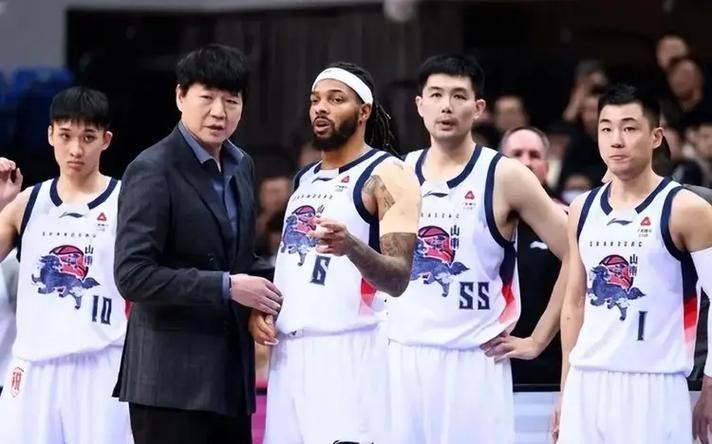 马刺将格雷夫斯列入选秀候选