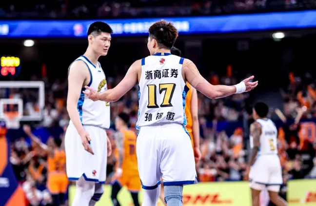太阳休赛期无意大动作 优先留旧将