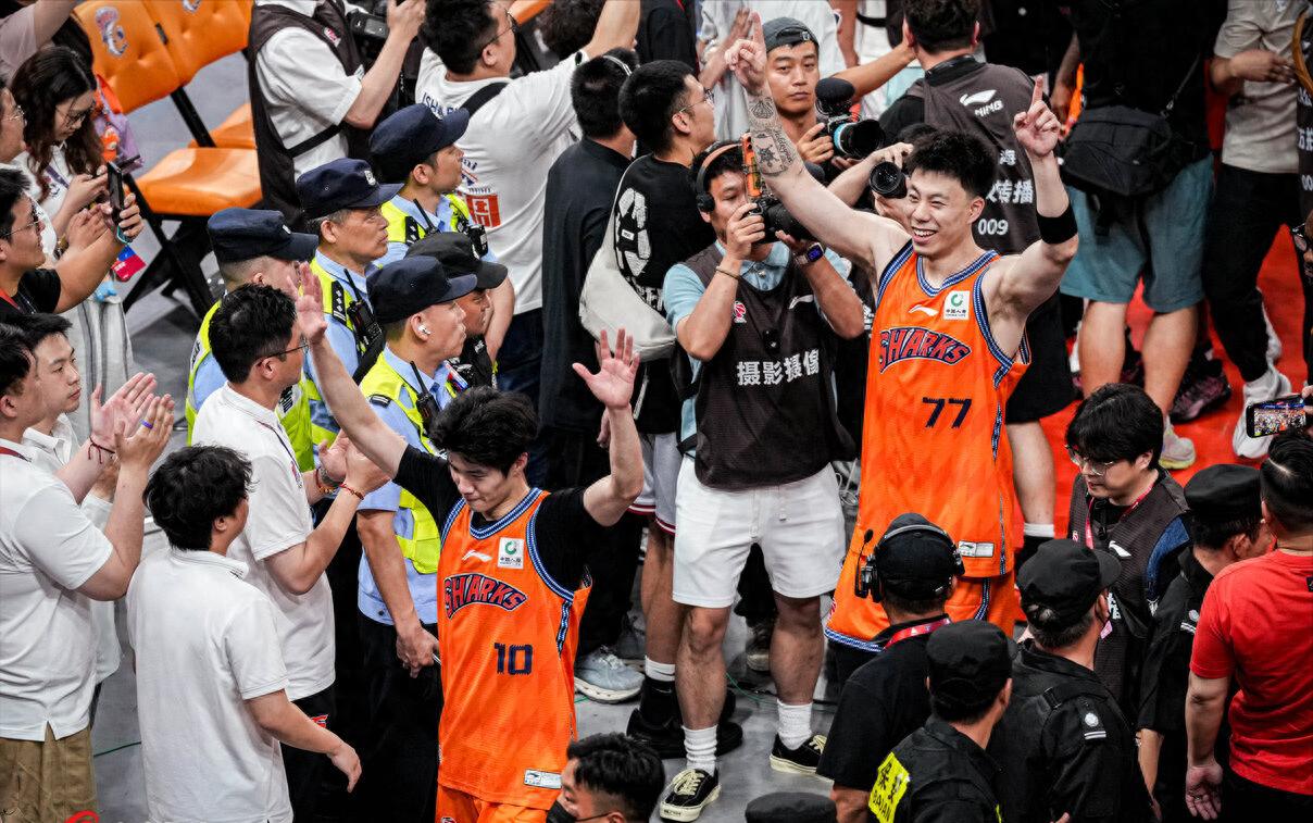 华体会体育-热火仅两种情况才会交易米切尔