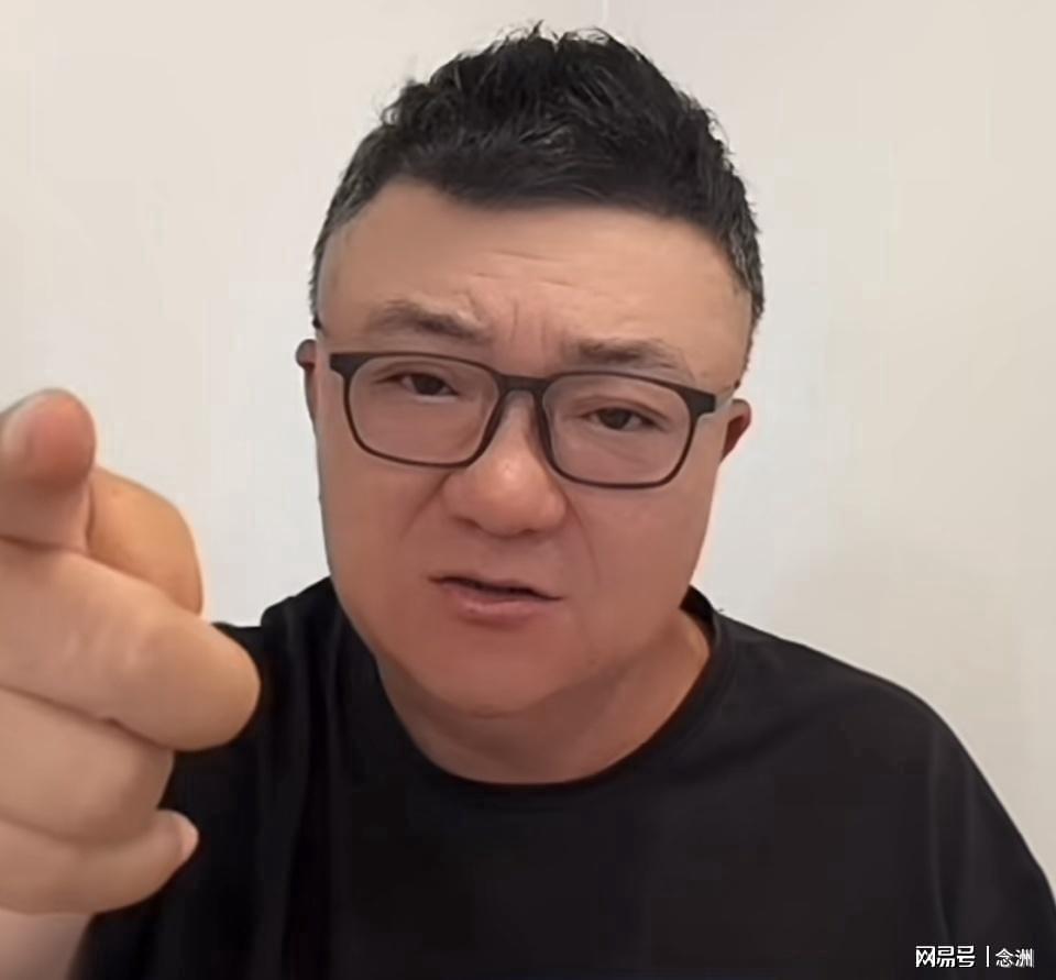 Shams:勒布朗·詹姆斯目前并不急于做出决定,也没有设定时间表