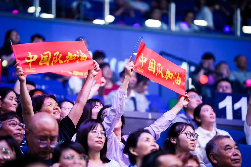 终结3连败!郑钦文2